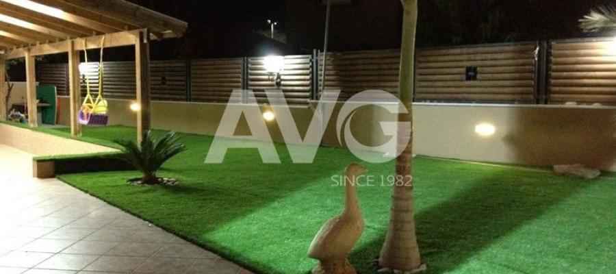 Cỏ trang trí sân vườn